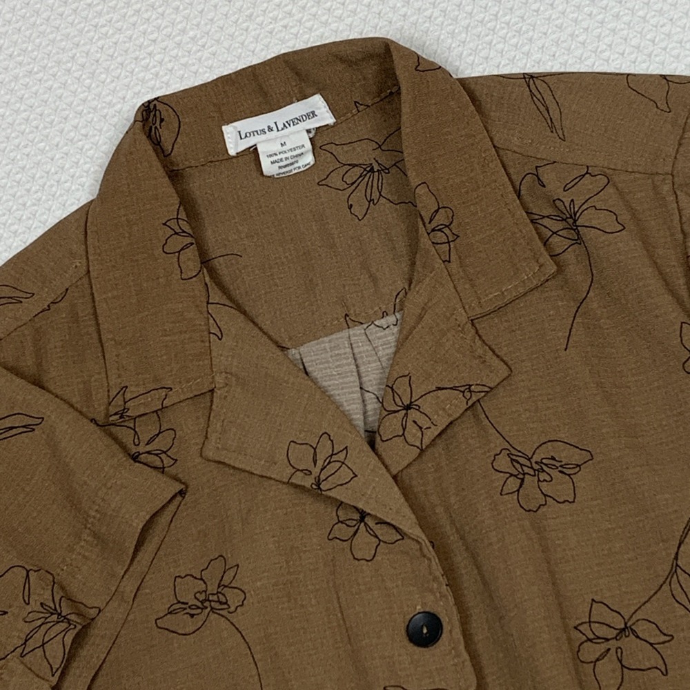 Lotus & Lavender Floral Blouse Womens M Brown Short Sleeve Button Up